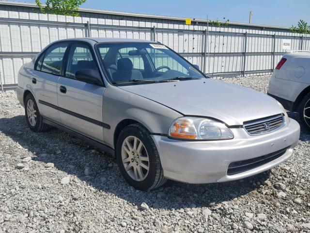 1HGEJ6625VL013915 - 1997 HONDA CIVIC DX SILVER photo 1