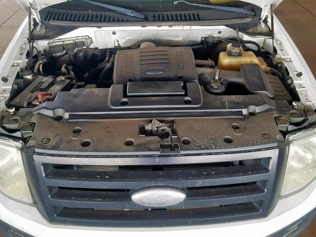 1FMFU16527LA80669 - 2007 FORD EXPEDITION WHITE photo 7