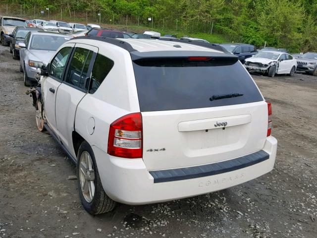 1J8FF47WX7D428826 - 2007 JEEP COMPASS WHITE photo 3