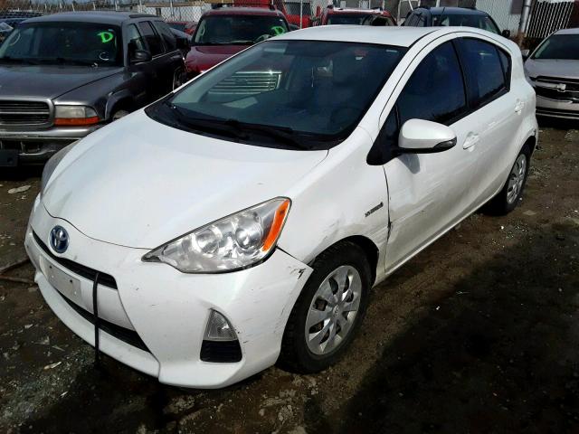 JTDKDTB38C1505756 - 2012 TOYOTA PRIUS C WHITE photo 2