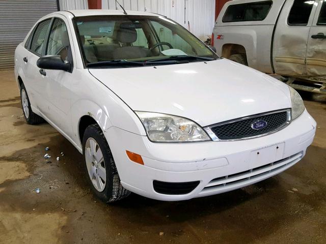 1FAHP34N57W331031 - 2007 FORD FOCUS ZX4 WHITE photo 1