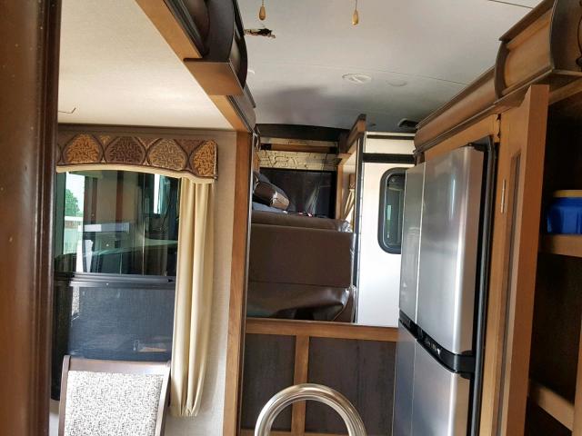 4YDF37920H4701962 - 2017 KEYSTONE MONTANA BEIGE photo 6