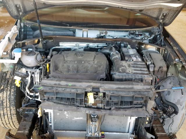 3VV3B7AX3JM000828 - 2018 VOLKSWAGEN TIGUAN SE GRAY photo 7