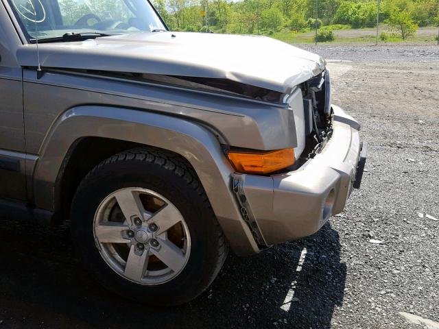 1J8HG48N36C221422 - 2006 JEEP COMMANDER 金色 照片 9