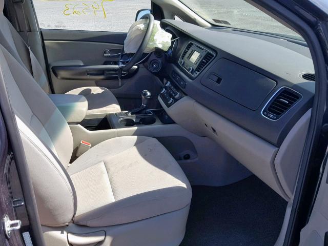 KNDMB5C14F6054761 - 2015 KIA SEDONA LX BLUE photo 5