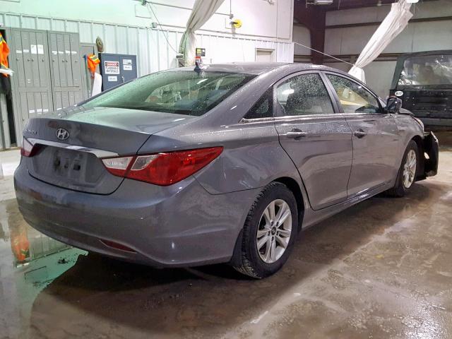 5NPEB4AC1DH552616 - 2013 HYUNDAI SONATA GLS GRAY photo 4