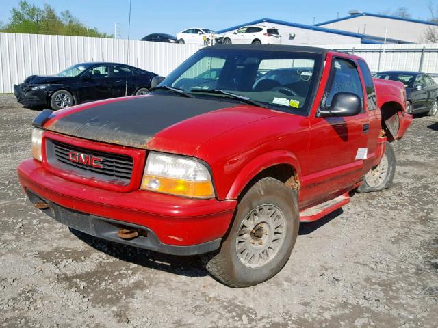 1GTDT19X0W8515654 - 1998 GMC SONOMA RED photo 2