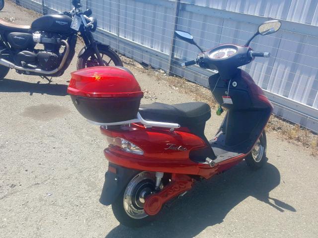 131450120003237 - 2012 SCTR SCOOTER RED photo 4