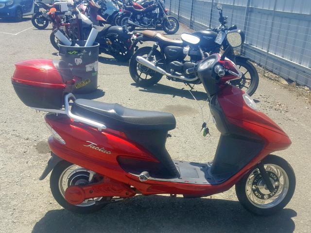 131450120003237 - 2012 SCTR SCOOTER RED photo 6