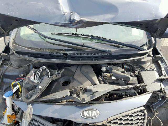 KNAFX4A84F5319931 - 2015 KIA FORTE EX BLUE photo 7