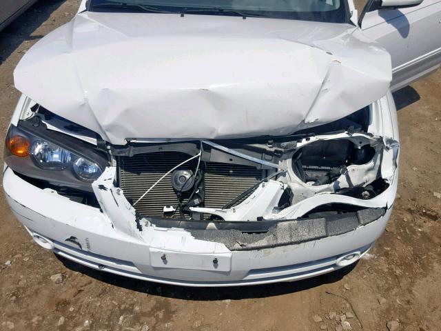 KMHDN46DX5U993636 - 2005 HYUNDAI ELANTRA GL WHITE photo 7