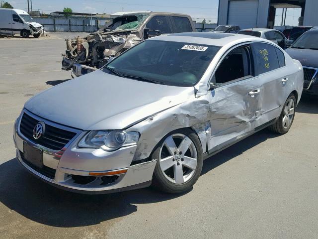 WVWAK73C08E170192 - 2008 VOLKSWAGEN PASSAT KOM SILVER photo 2