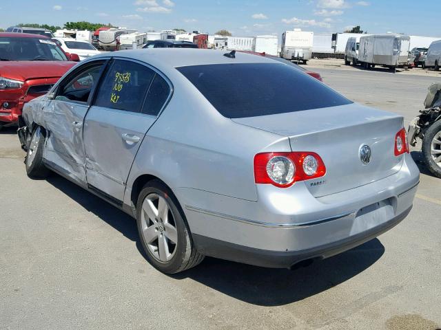 WVWAK73C08E170192 - 2008 VOLKSWAGEN PASSAT KOM SILVER photo 3