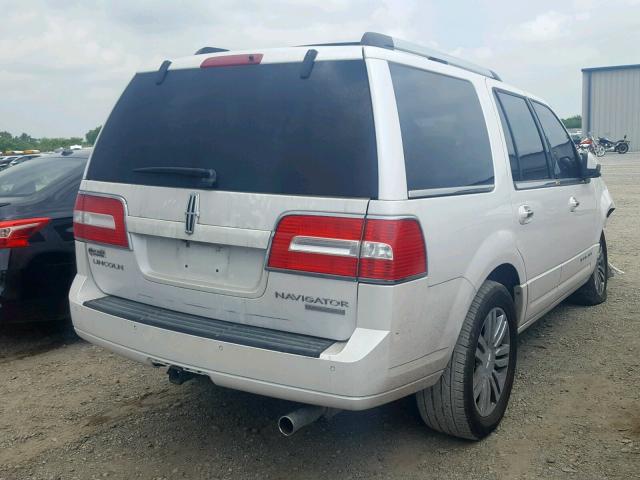 5LMJJ2H5XAEJ01153 - 2010 LINCOLN NAVIGATOR WHITE photo 4