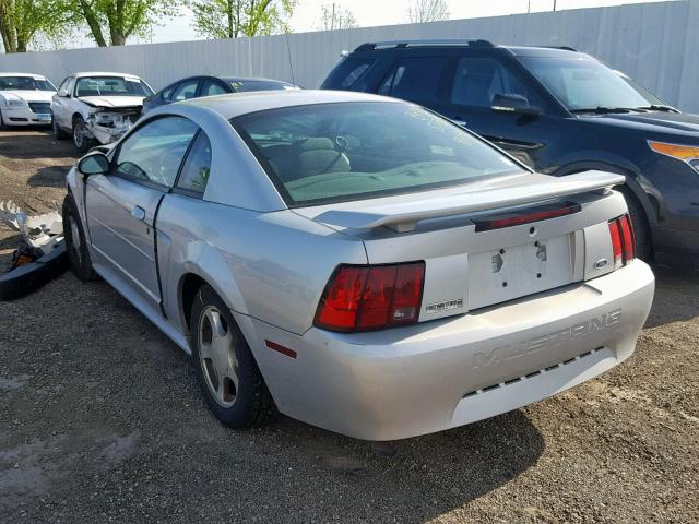 1FAFP40472F198114 - 2002 FORD MUSTANG SILVER photo 3