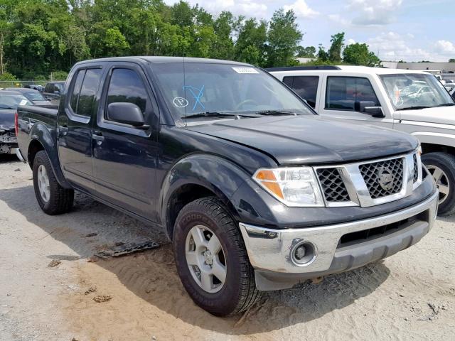 1N6AD07U75C417992 - 2005 NISSAN FRONTIER C BLACK photo 1