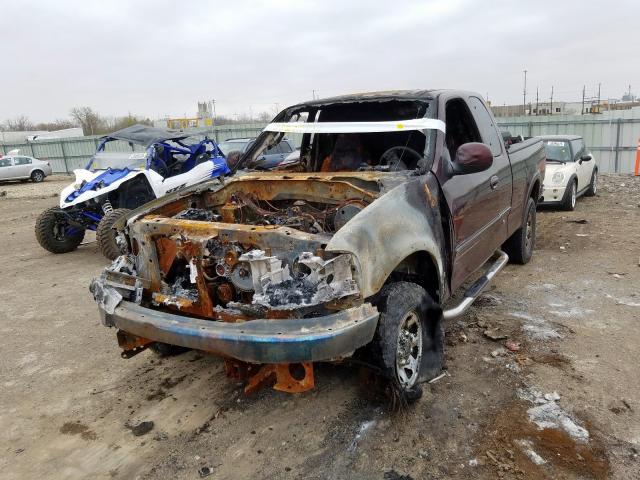 1FTPX18L0YNB37131 - 2000 FORD F150  photo 2