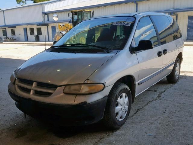 2B4GP2530YR689917 - 2000 DODGE CARAVAN SILVER photo 2