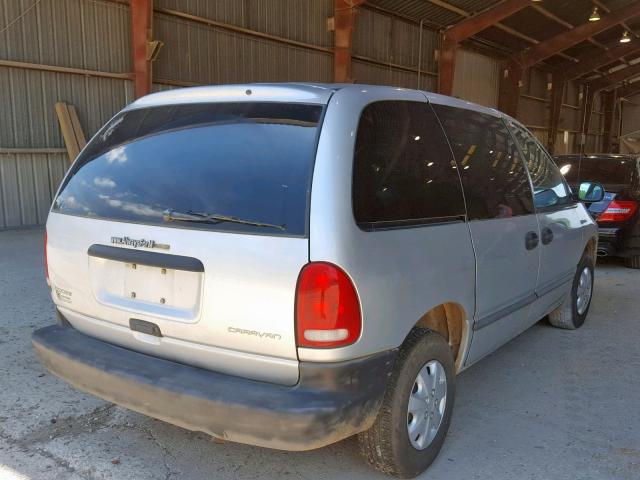 2B4GP2530YR689917 - 2000 DODGE CARAVAN SILVER photo 4