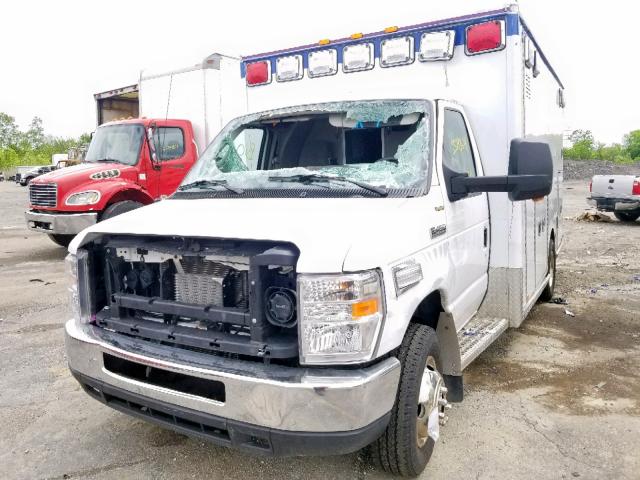 1FDXE4FS1HDC56373 - 2017 FORD E450 WHITE photo 2