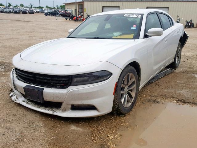 2C3CDXHG4GH180380 - 2016 DODGE CHARGER SX WHITE photo 2