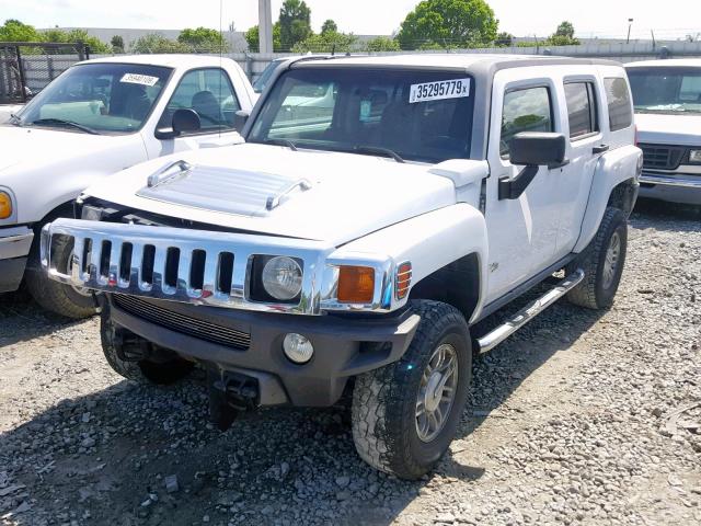 5GTDN136268288759 - 2006 HUMMER H3 WHITE photo 2