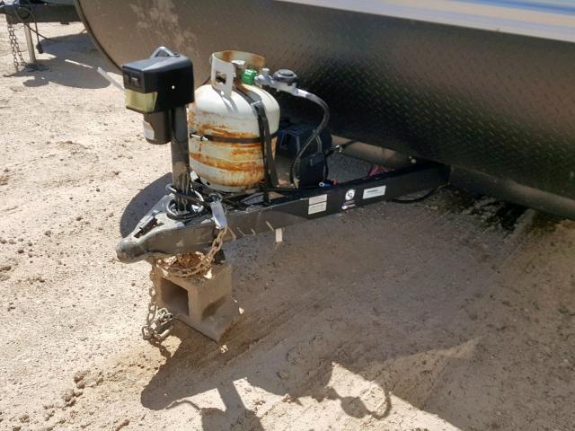 4X4TSMV10H7412562 - 2017 SALM FOREST RIV TWO TONE photo 7