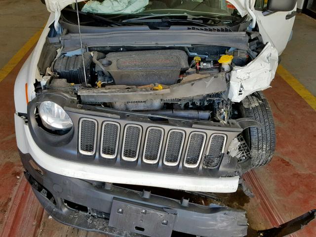 ZACCJBAB9JPJ14612 - 2018 JEEP RENEGADE S WHITE photo 7