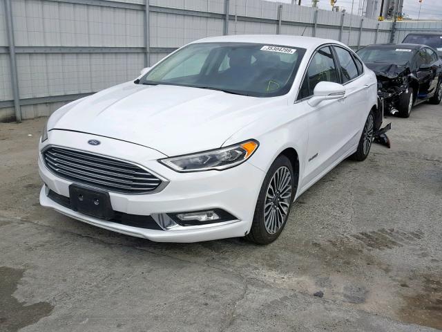 3FA6P0RU5JR181695 - 2018 FORD FUSION TIT WHITE photo 2