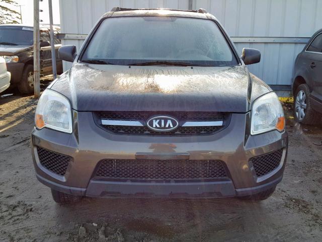 KNDJF724597567711 - 2009 KIA SPORTAGE L BROWN photo 9