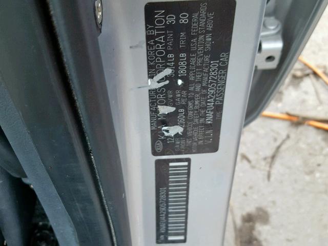 KNAFU4A29D5728301 - 2013 KIA FORTE EX SILVER photo 10