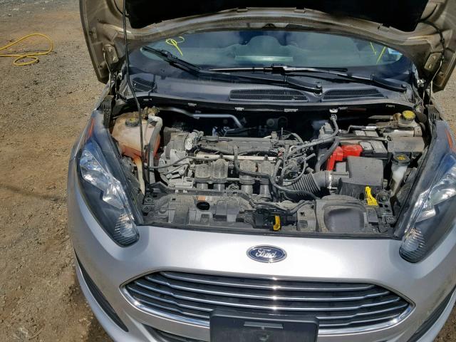 3FADP4TJ1FM212264 - 2015 FORD FIESTA S SILVER photo 7