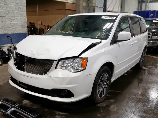 2C4RDGCG5HR672330 - 2017 DODGE GRAND CARAVAN SXT  photo 2