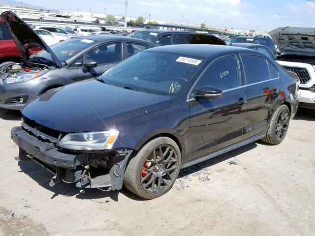 3VW5S7AJ4DM440478 - 2013 VOLKSWAGEN JETTA GLI BLACK photo 2