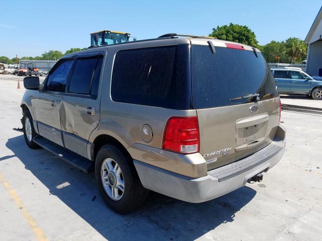 1FMRU15W93LA46066 - 2003 FORD EXPEDITION XLT  photo 3