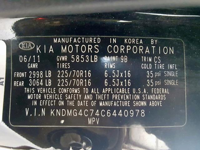 KNDMG4C74C6440978 - 2012 KIA SEDONA LX BLACK photo 10