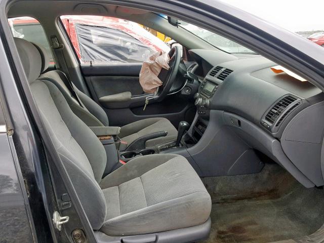 1HGCM56465A195033 - 2005 HONDA ACCORD LX GRAY photo 5