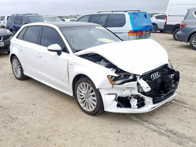 WAUUPBFFXGA144631 - 2016 AUDI A3 E-TRON WHITE photo 1