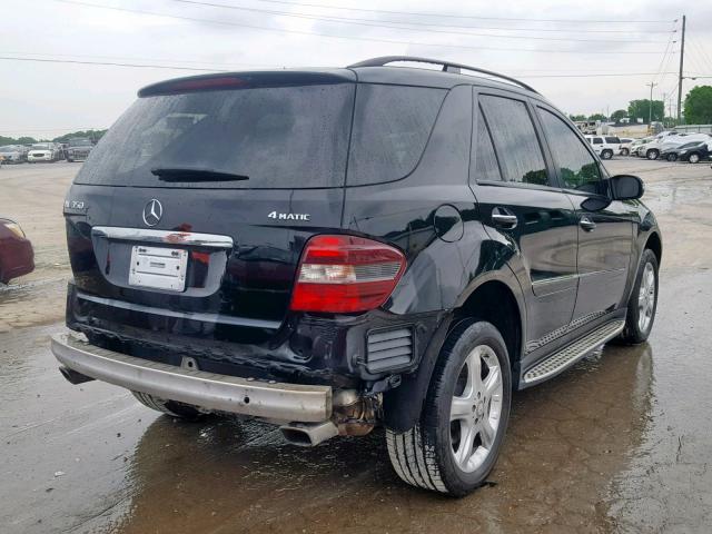 4JGBB86E98A384091 - 2008 MERCEDES-BENZ ML 350 BLACK photo 4