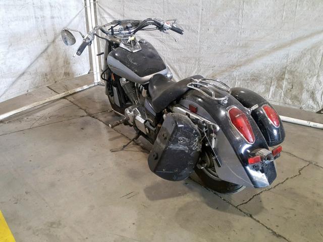 JH2RC50365M102657 - 2005 HONDA VT750 CA BLACK photo 3