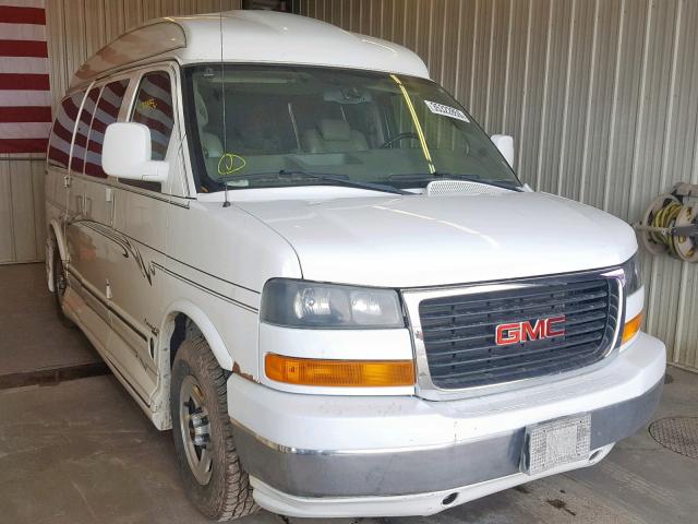 1GDFH15T751265281 - 2005 GMC SAVANA RV WHITE photo 1