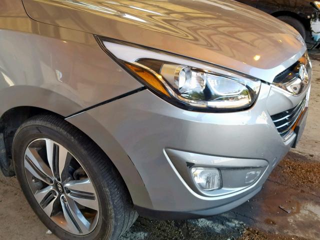 KM8JUCAG6FU064529 - 2015 HYUNDAI TUCSON LIM SILVER photo 9