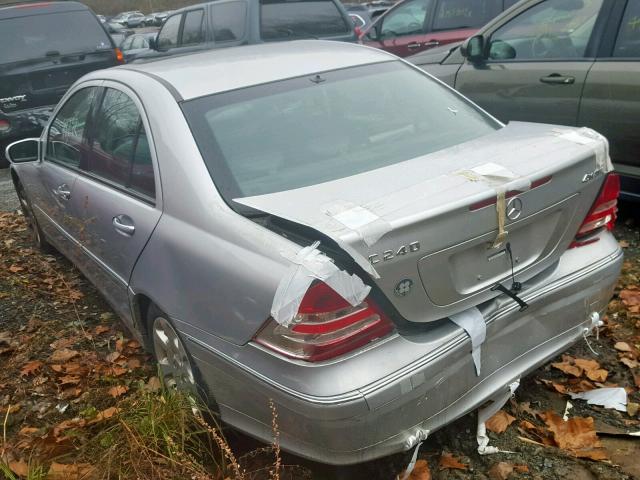 WDBRF81J35F683570 - 2005 MERCEDES-BENZ C 240 4MAT SILVER photo 3