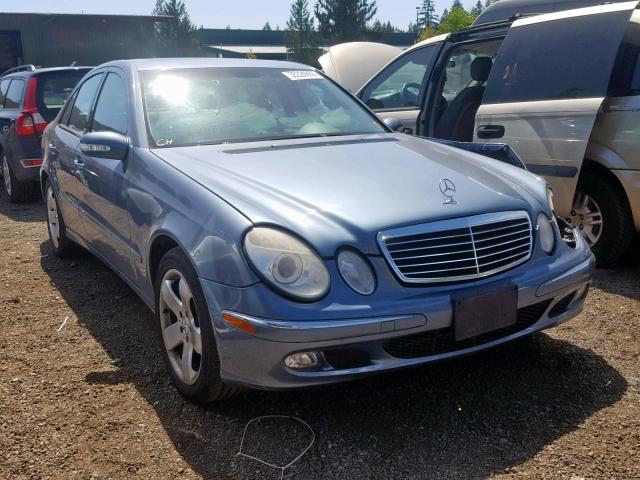 WDBUF65J95A728825 - 2005 MERCEDES-BENZ E 320 BLUE photo 1