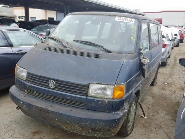 WV2KD0704PH021322 - 1993 VOLKSWAGEN EUROVAN GL BLUE photo 2