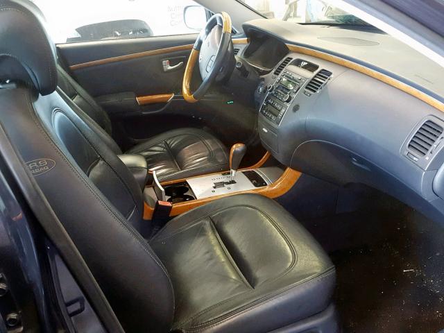 KMHFC46F56A047026 - 2006 HYUNDAI AZERA SE BLUE photo 5