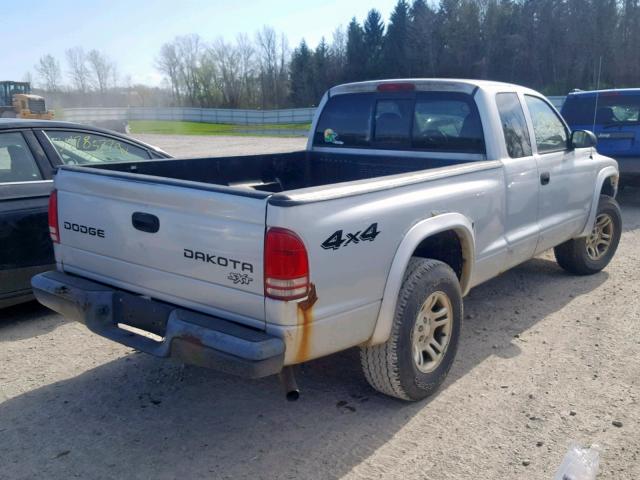 1D7HG12K04S749061 - 2004 DODGE DAKOTA SXT GRAY photo 4