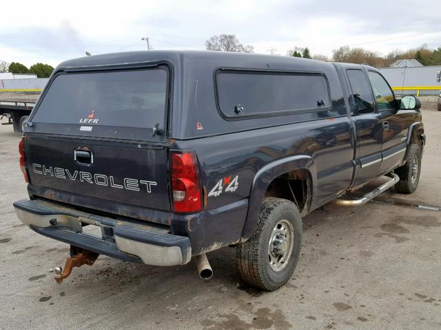 1GCHK29104E106462 - 2004 CHEVROLET SILVERADO CHARCOAL photo 4