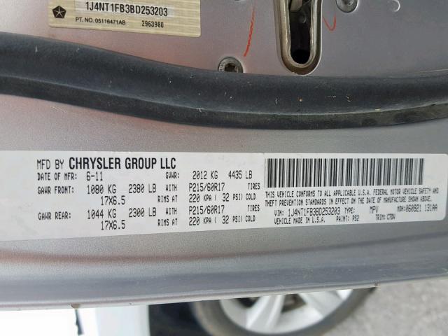 1J4NT1FB3BD253203 - 2011 JEEP COMPASS SP Күміс фото 10