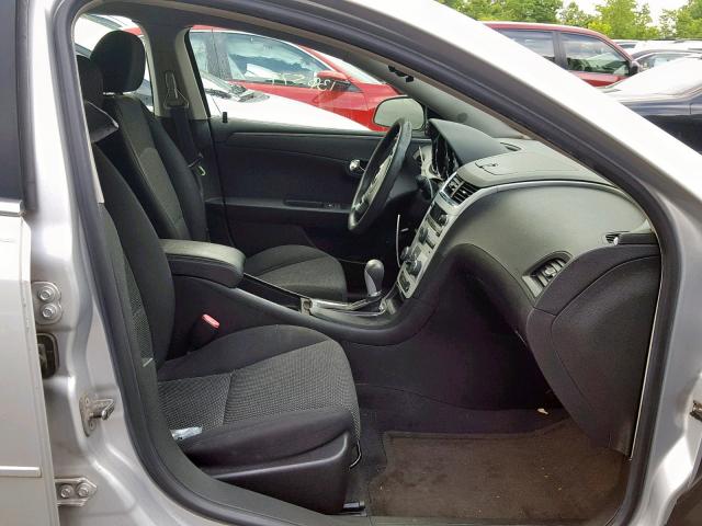 1G1ZH57B394204410 - 2009 CHEVROLET MALIBU 1LT 银色 照片 5